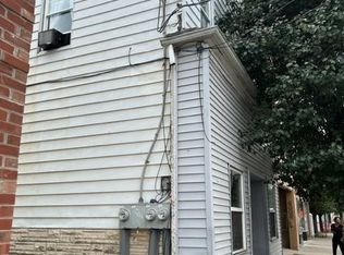 6008 Vine St, Cincinnati, OH 45216