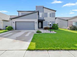 3209 Stanley Ln, Champaign, IL 61822