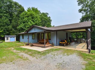102 Hickory Lake Ln, Goodview, VA 24095