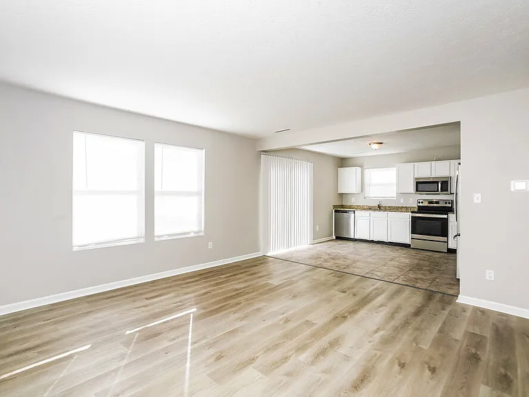 3149 Brandenburg Dr — Photo 6