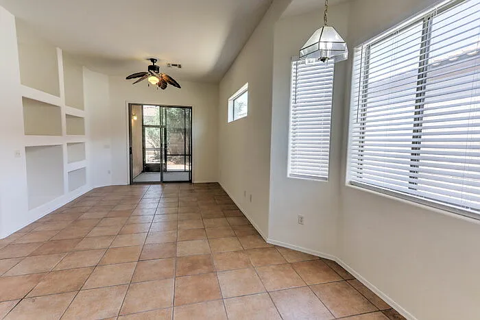 335 E Calle Nacrita — Photo 12
