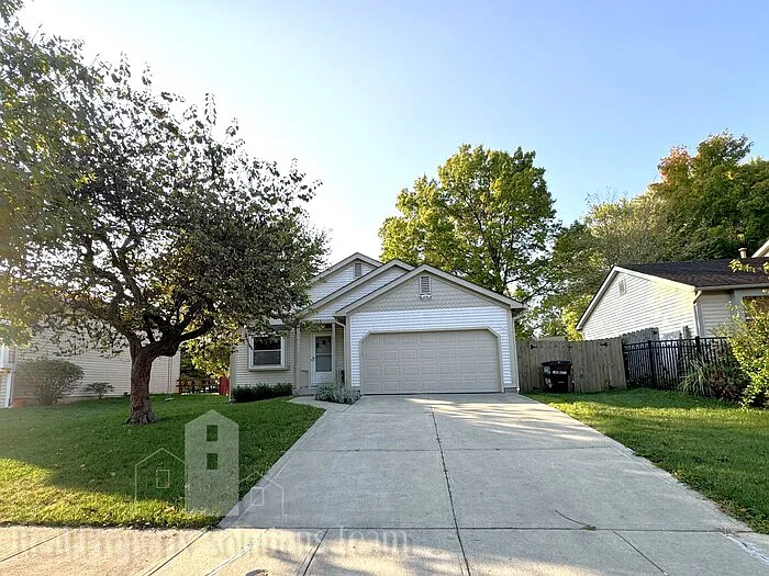 1213 Tillicum Dr — Photo 2