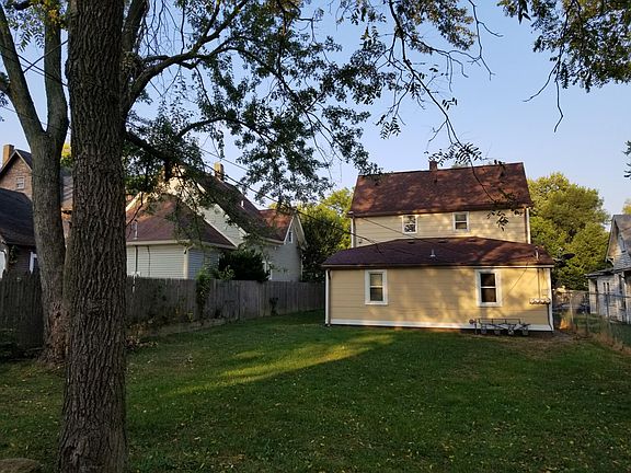 3rd image of 1035 Jefferson Ave #1/2
