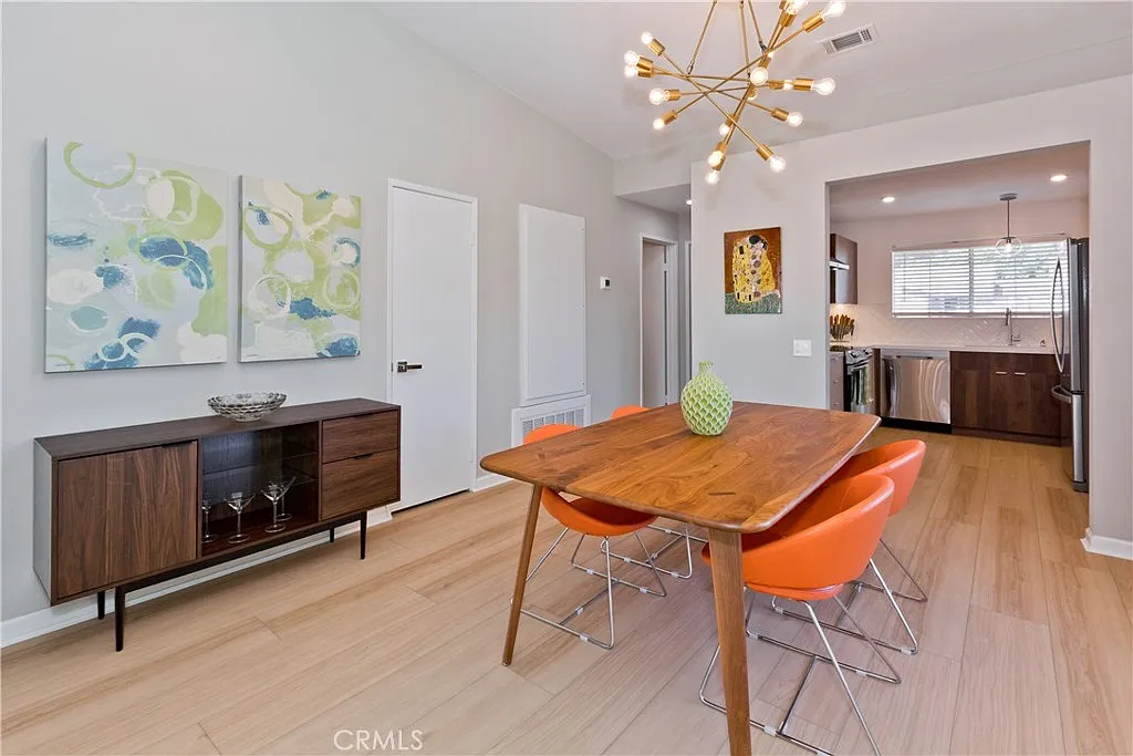 2 bed, 1175 sqft, $2,350 — Photo 4