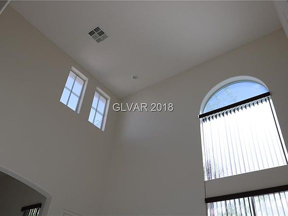 5th image of 929 Dawn Valley Dr