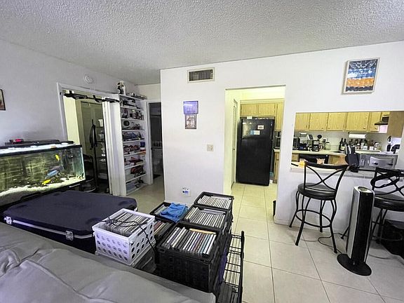 3rd image of 721 Sunny Pine Way APT C1
