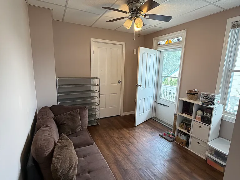 252 E Louther St — Photo 25
