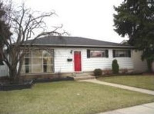 605 N 3rd Ave, Villa Park, IL 60181