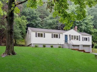 76 Great Plain Ave, Wellesley, MA 02482