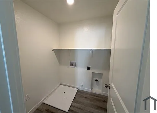 7980 Delta Haven St — Photo 29