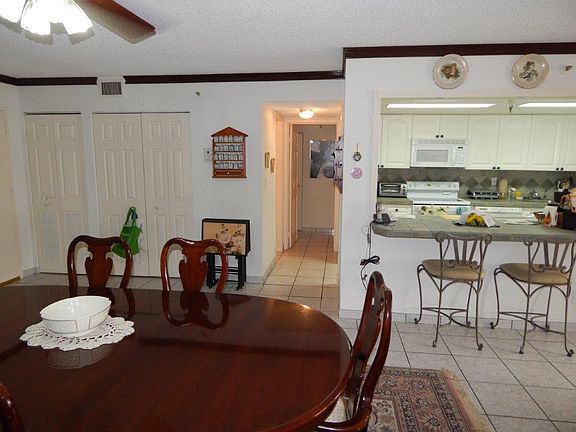 5th image of 2401 Collins Ave APT 1706