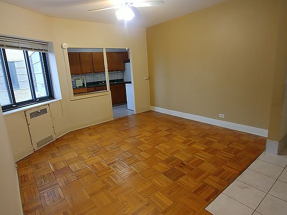 2nd image of 5048 N Marine Dr APT C6
