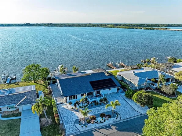 5207 Bay State Rd, Palmetto, FL 34221