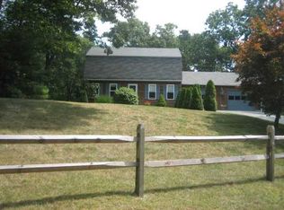 3 Whitetail Trl, Richmond, RI 02892