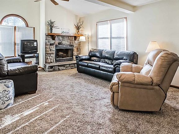 2nd image of 1412 N Oakhill Dr #I