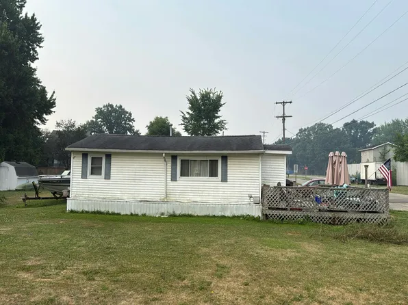 1710 E Owosso Ave, Owosso, MI 48867