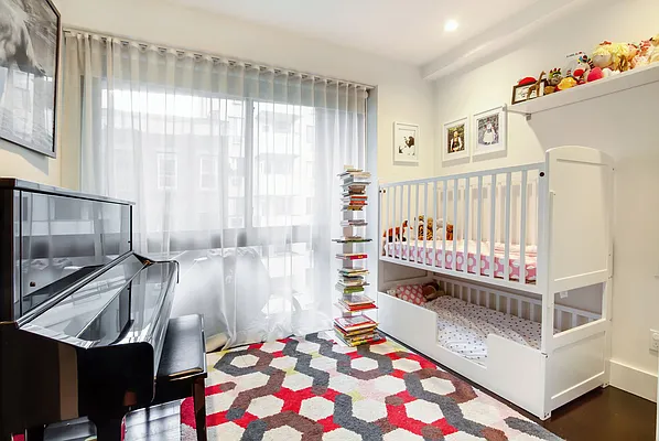 Rented by Compass | media 23