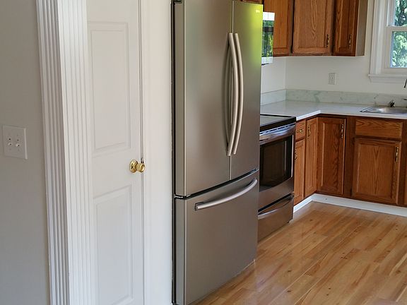 Stainless appliances 
