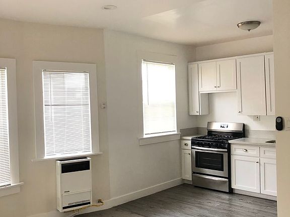 5th image of 131 N Alvarado St APT 12