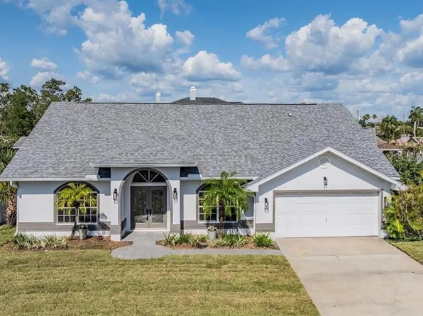 2127 Lagoon Dr, Dunedin, FL 34698