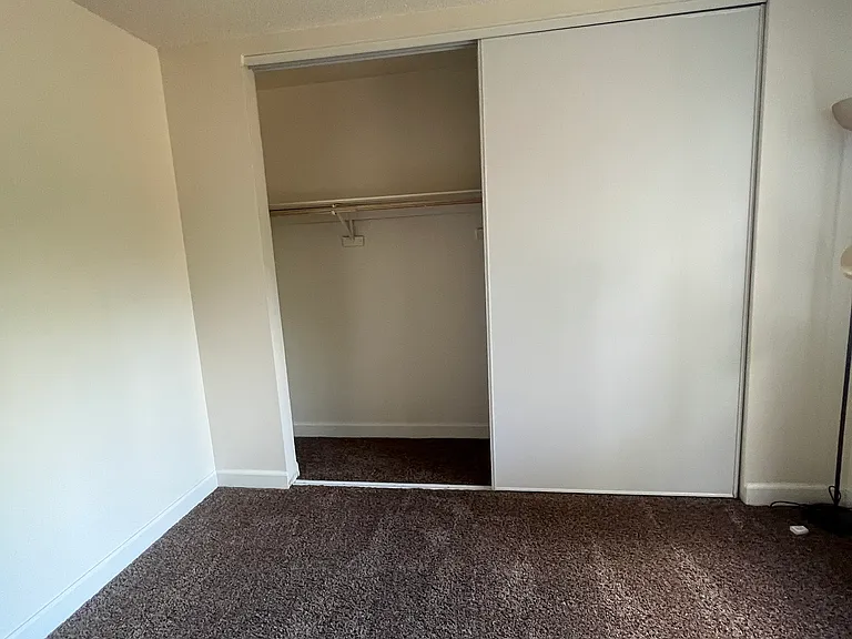 Sheraton Apartments — Photo 7