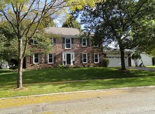 1163 W Whytecliff Rd, Palatine, IL 60067