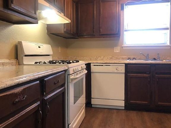 5th image of 1249 E 140th St S