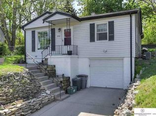 6325 Spaulding St, Omaha, NE 68104