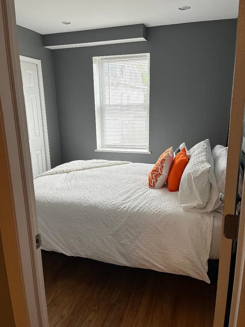 1 bed, 500 sqft, $1,500 — Photo 3