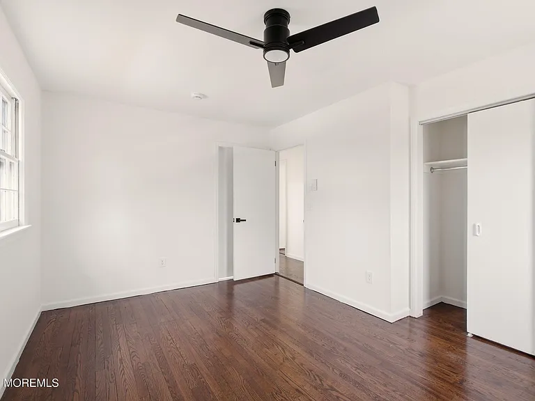 1041 Mulberry Pl — Photo 11