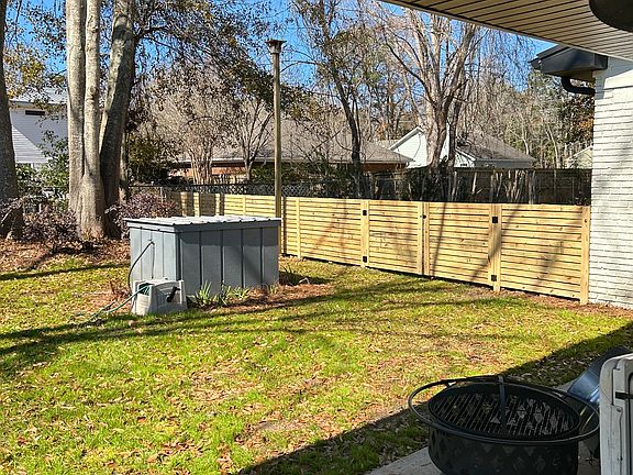 New Fencing with separate well- house is on city water