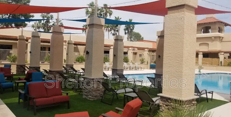 9418 W Tonto Ln — Photo 28