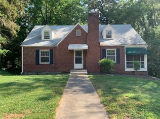 29 Lakeshore Dr, Asheville, NC 28804