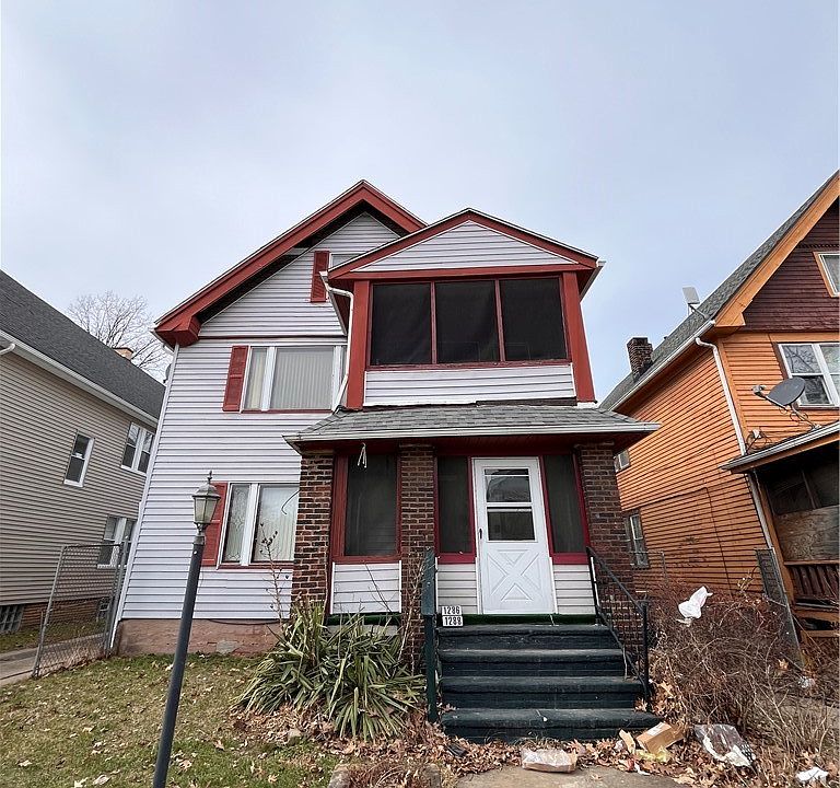 1st image of 1286 E 134th St
