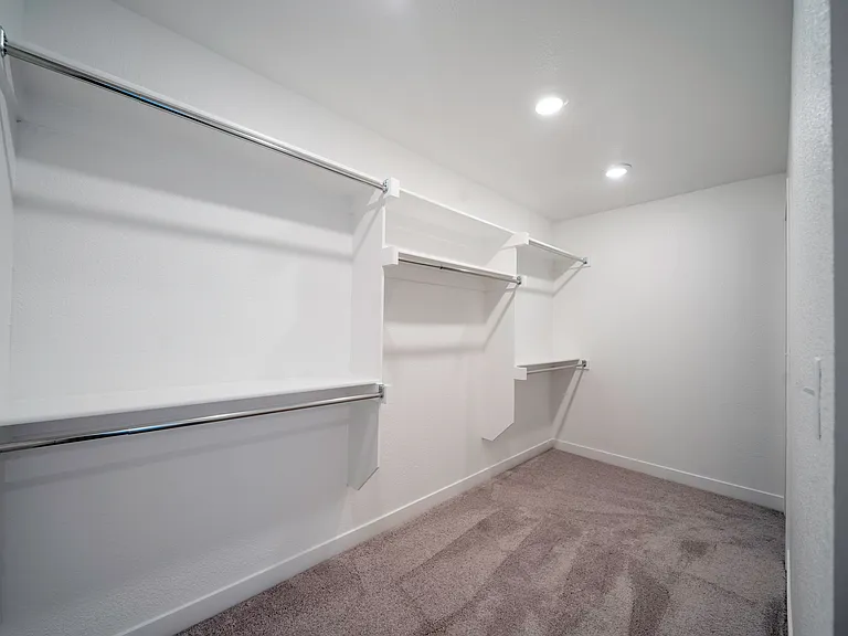 3721 SW Clayton Pl — Photo 15