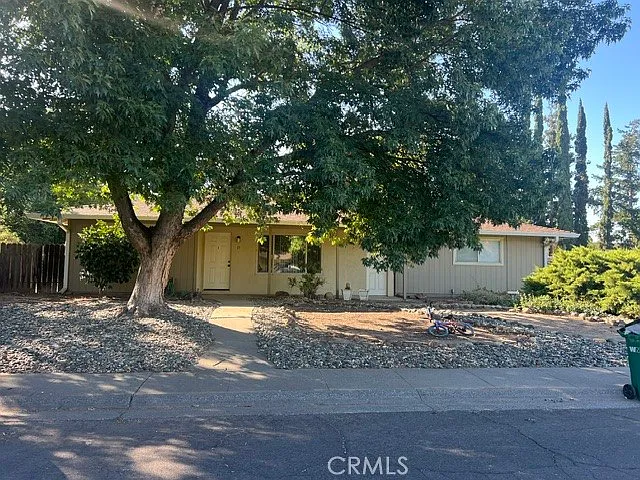 17 San Gabriel Dr #1 — Photo 1
