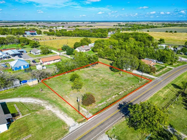 102 S Fm 1126, Barry, TX 75102