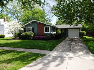 51 Sweet Briar Rd, Tonawanda, NY 14150