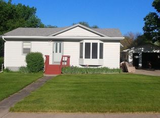 613 N Central Ave, Pierre, SD 57501