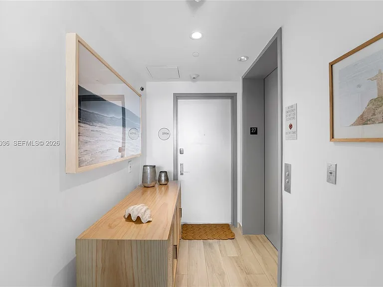 3131 NE 7th Ave #2706 — Photo 8