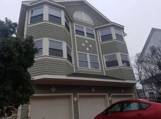 9-11 Spruce Ave, Cambridge, MA 02138