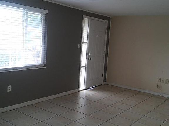 5th image of 4814 Zodiac Ave