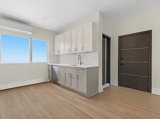 47-18 11th St #2B, Long Island City, NY 11101