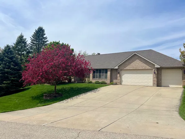 26032 W Laurel Ct, Wauconda, IL 60084