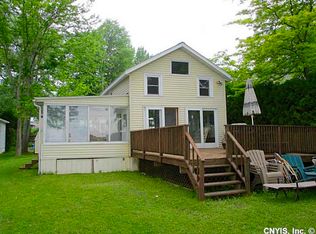 6078 W Lake Rd, Auburn, NY 13021