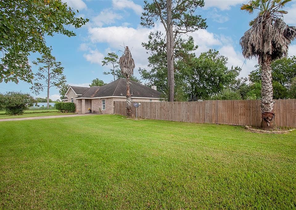 17433 Highway 124 Beaumont TX 77705 MLS 62861812 Zillow