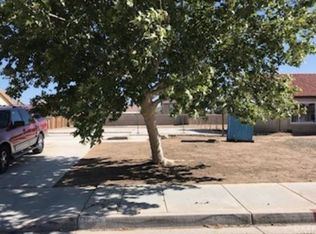 11007 Desert Rose Dr, Adelanto, CA 92301