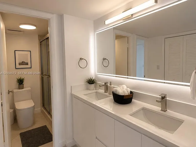 5838 Collins Ave #5G — Photo 18