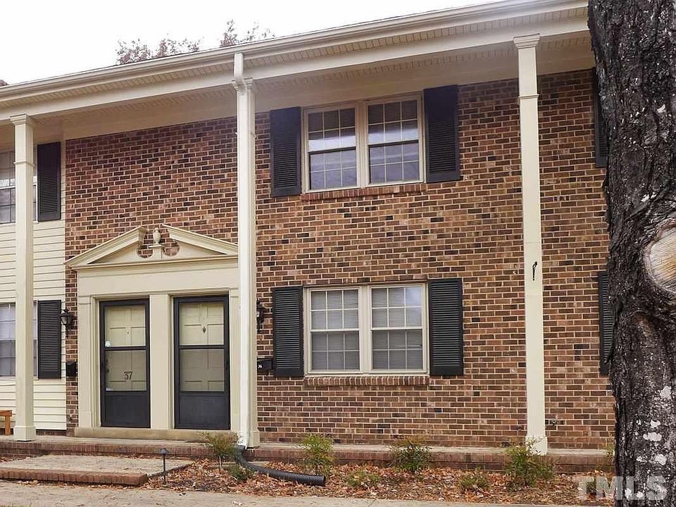 1st image of 1002 Willow Dr APT 36