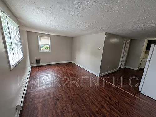 235 Maud Ave Photo 1